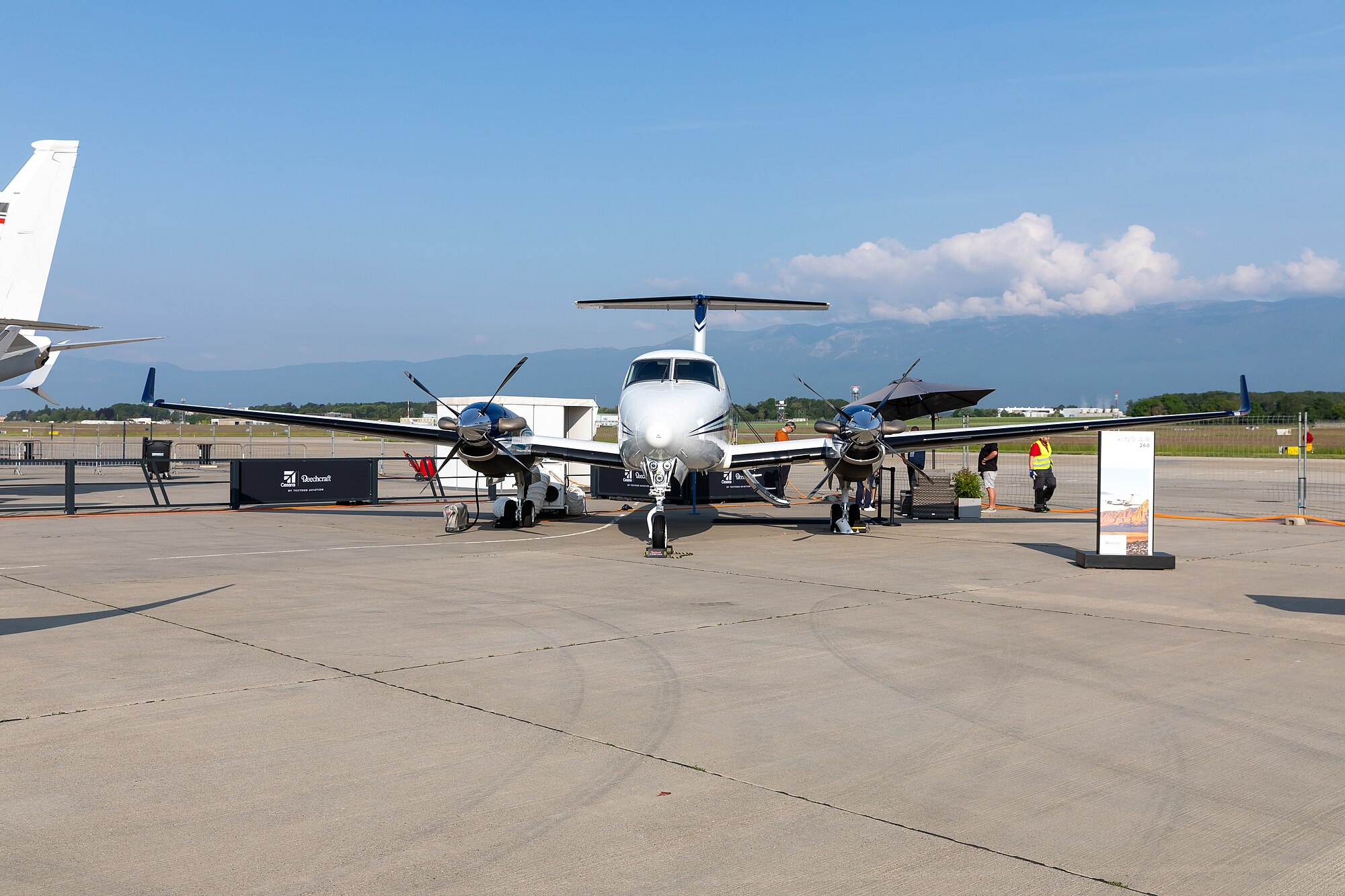Image du King Air 260, symbole du confort et de la rapidité en aviation privée.